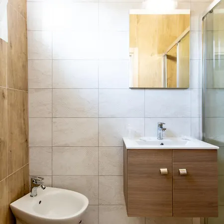 White Club Hotel