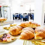 White Club Ξενοδοχείο Cesenatico
